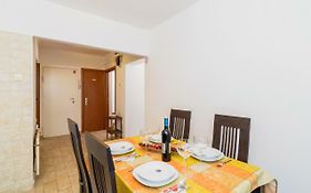 Apartman Fani